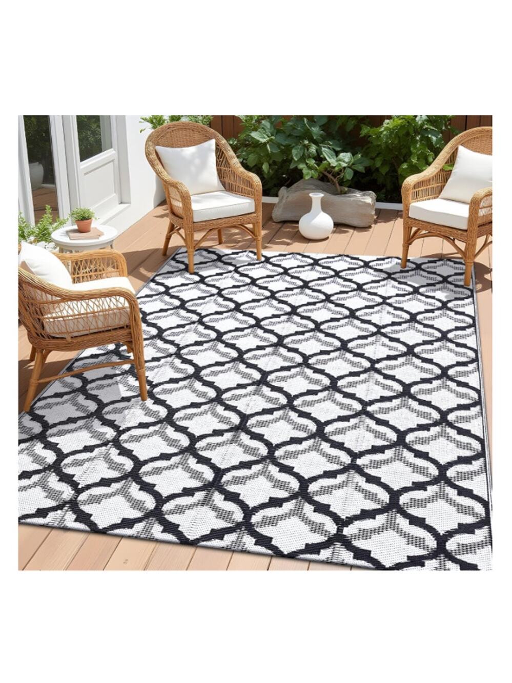 Reversible Outdoor Rug 5x8 ft black & white, Waterproof Plastic Straw Rug